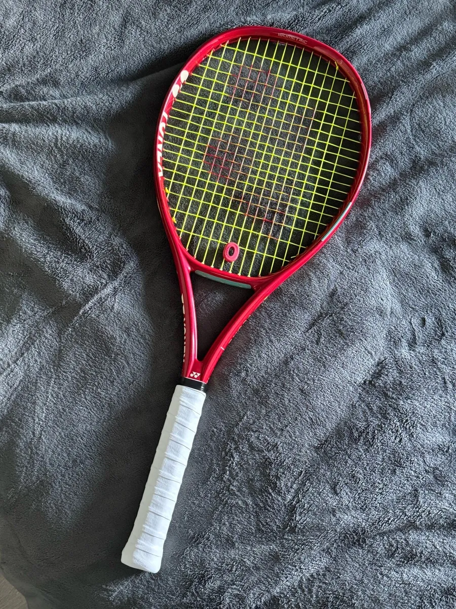 Yonex Vcore 100