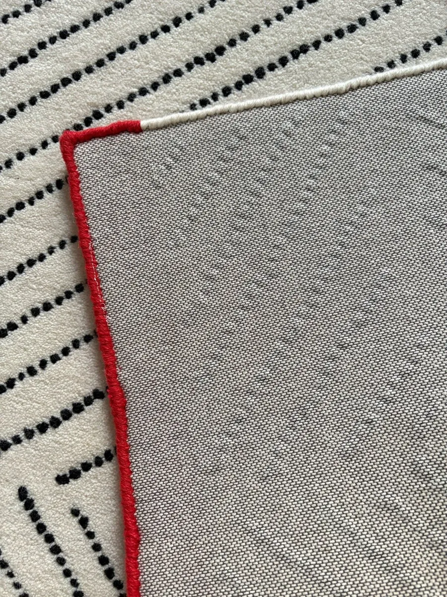 Handmade Wool Rug - Cream & black with red trim - Image 4
