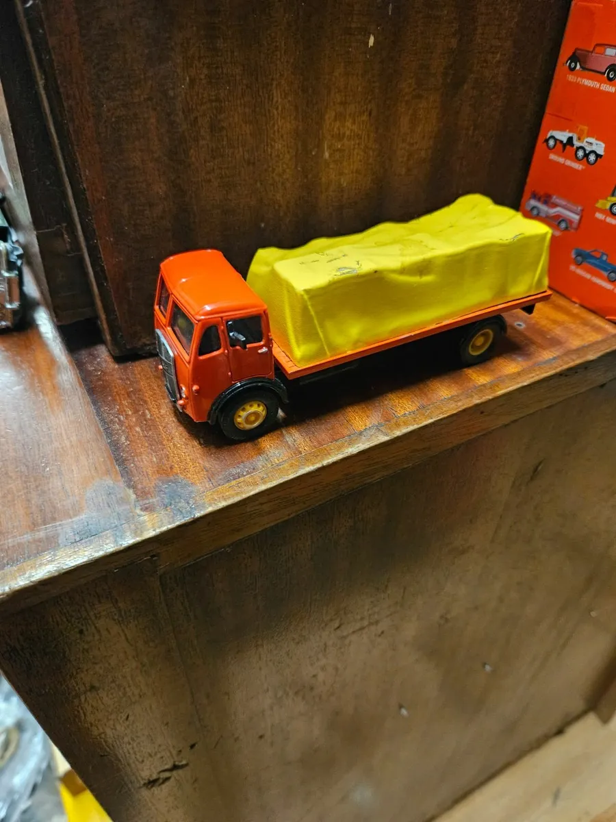 Corgi Code3 Truck - Image 2