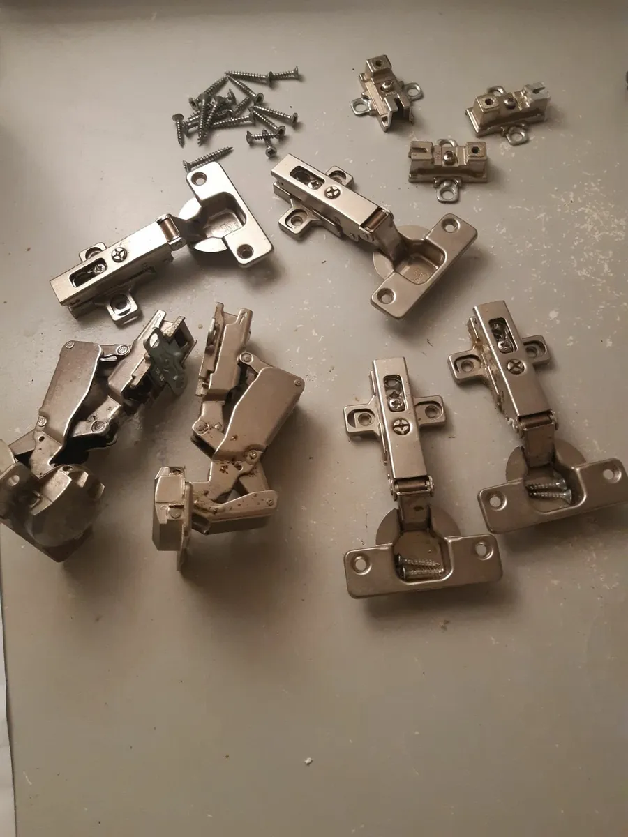 Solid Pine Kitchen Cabinet Doors + hinges - Image 4