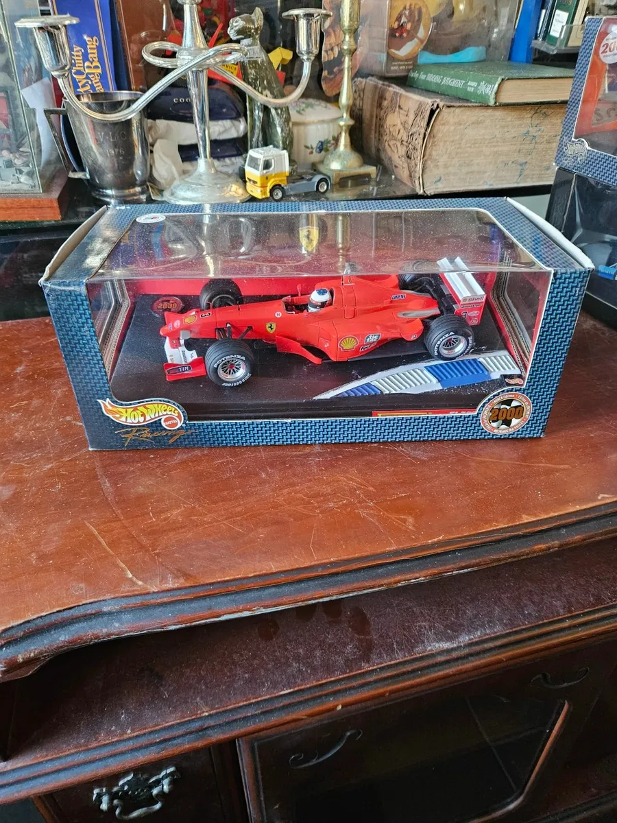 Corgi Hotwheels Formula 1 Michael Schumacher - Image 2