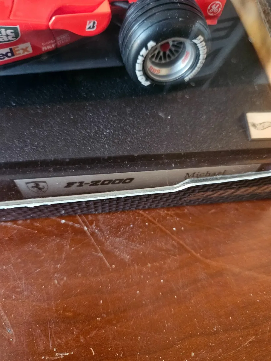 Corgi Hotwheels Ferrari Formula 1 1.18 Schumacher - Image 3