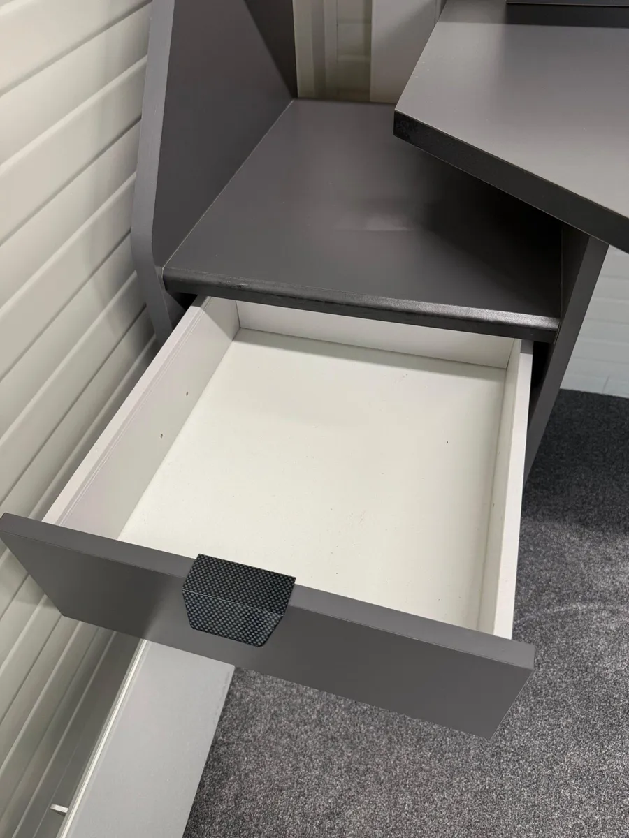 Gaming desk - Image 3