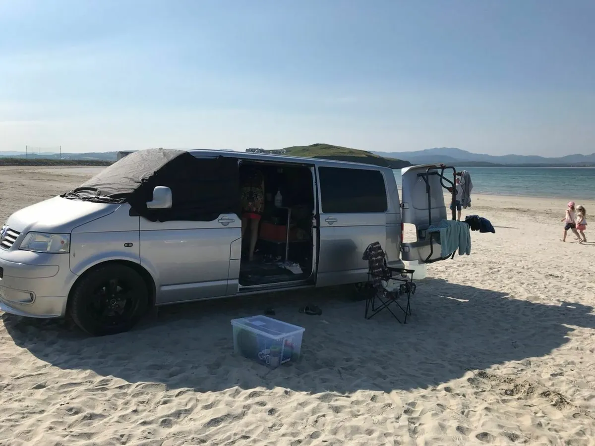 2009 VW T5 Camper – Ready for Weekend Adventures! - Image 2