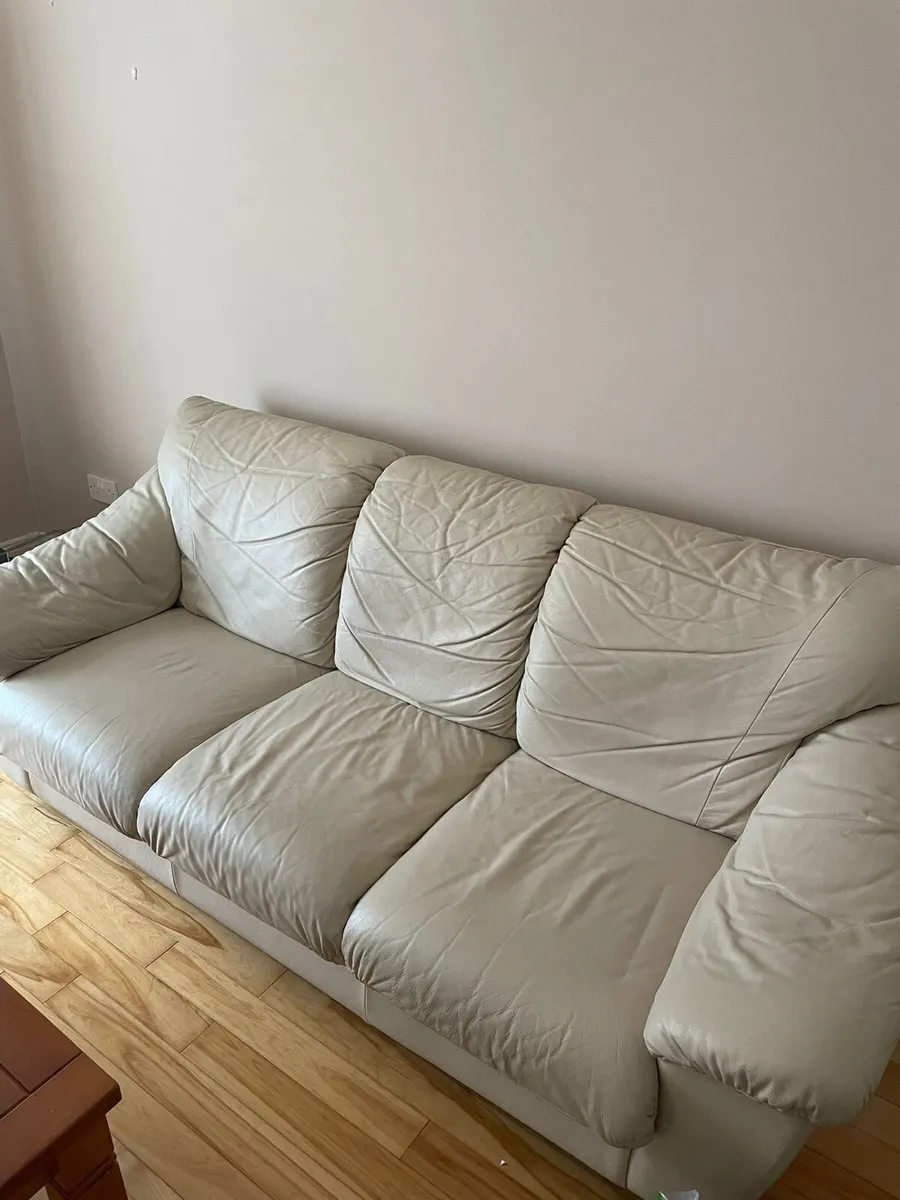 Furniture Clear Out - Image 1