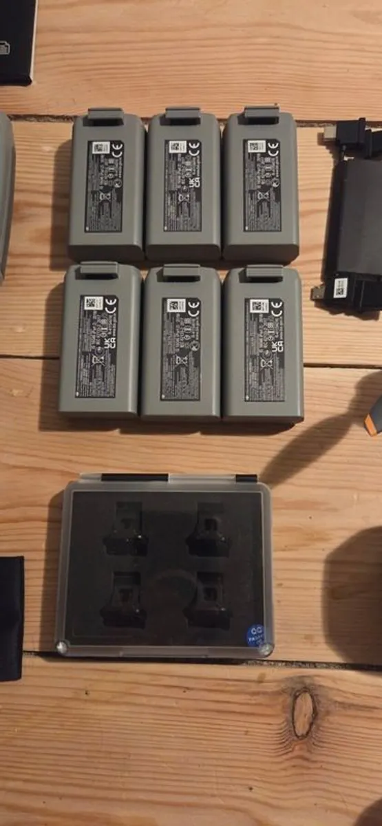 DJI Mini 2 fly more combo with 6 batteries and carry bag. - Image 3