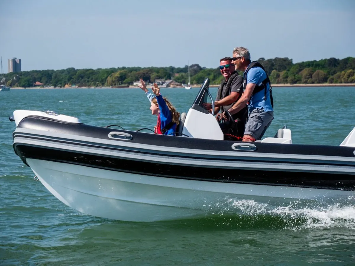 Brand new Neptune 520 with 70hp or 90hp - Image 3