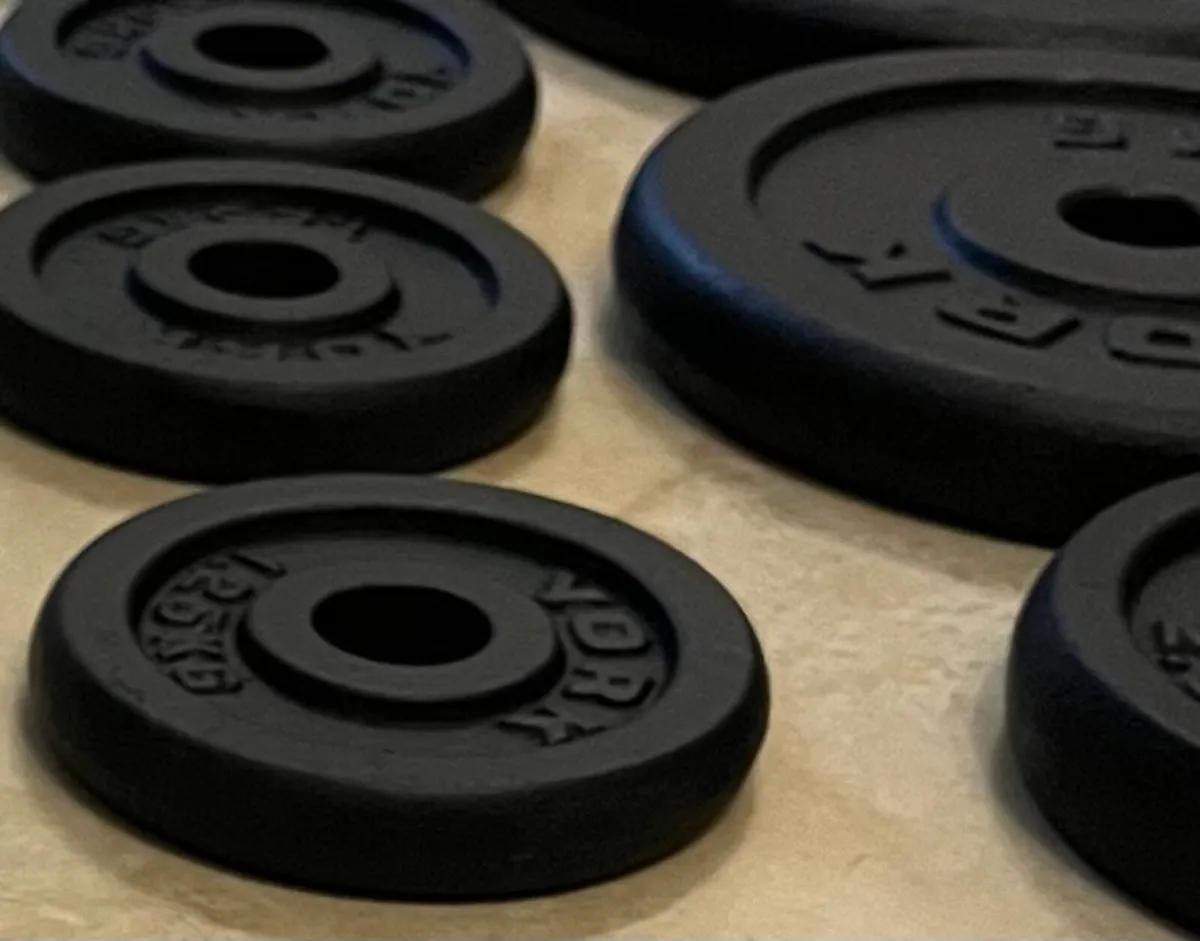 39.5kg cast iron York weight set standard 1” - Image 1