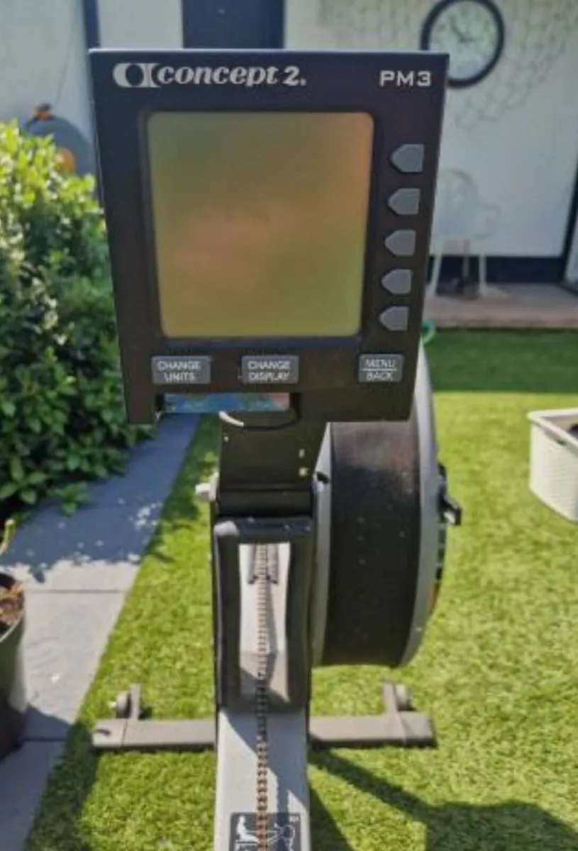 Concept 2 rowing machine - Image 4