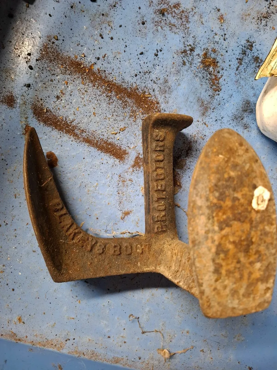 Antique Cobbler Cast Iron Shoe Anvil - Vintage Bla - Image 4