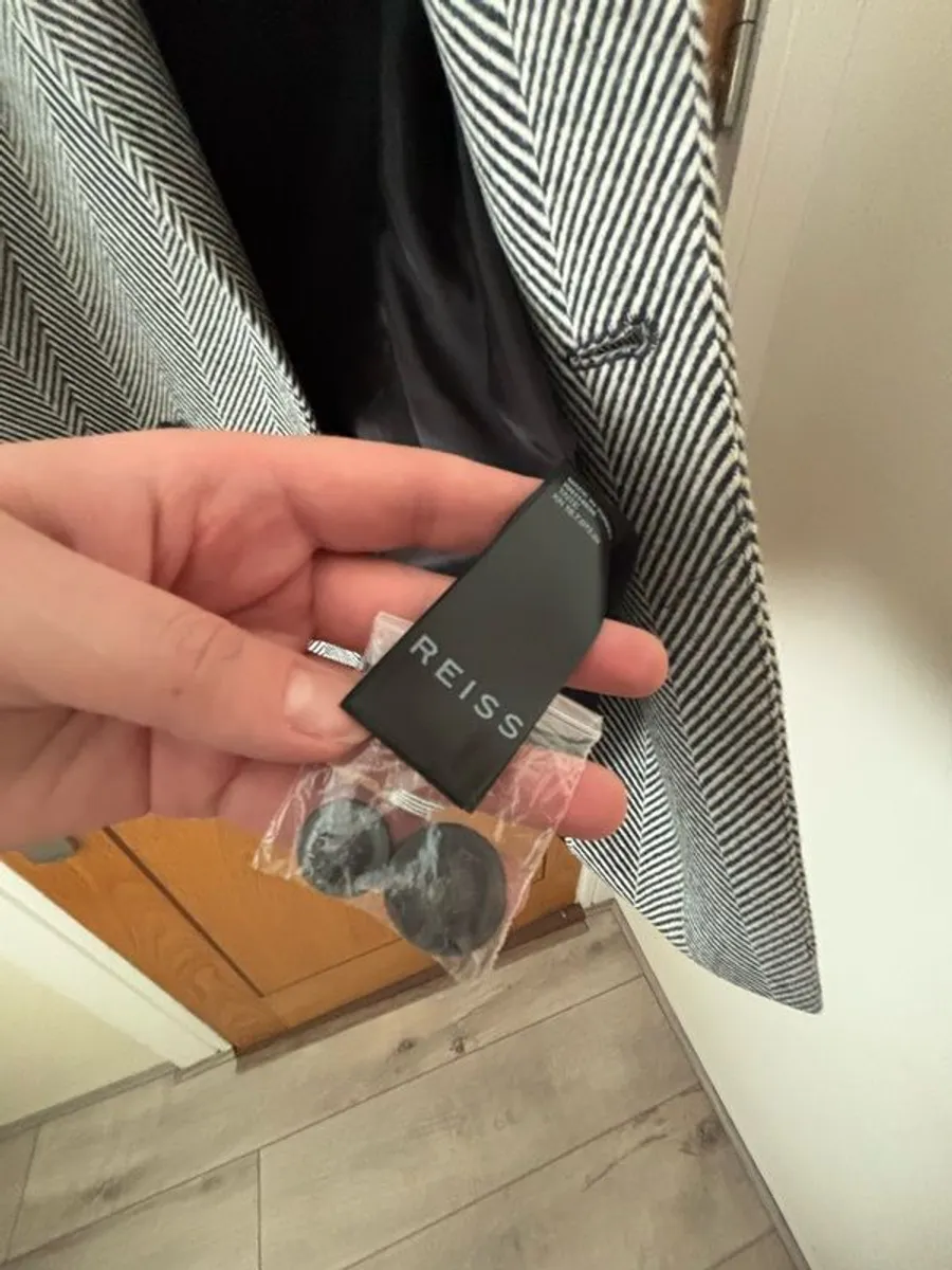 womens coat - Image 3