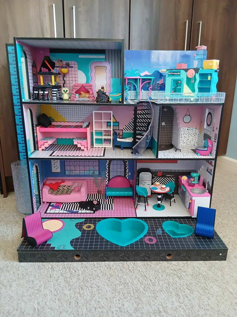 Lol Doll house - Image 1