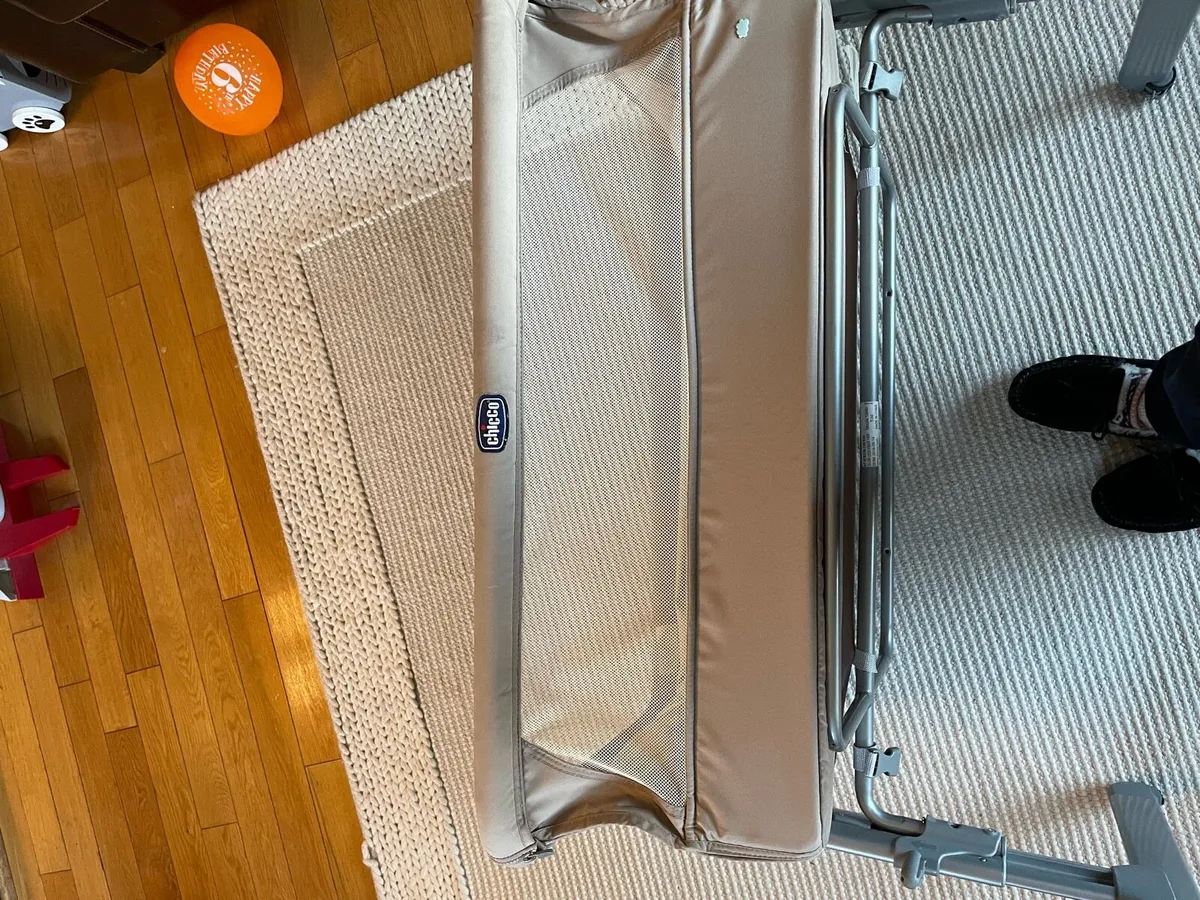 FREE to collect Chicco Next2Me Crib - Image 4