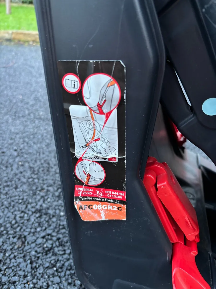Car seat - Image 2