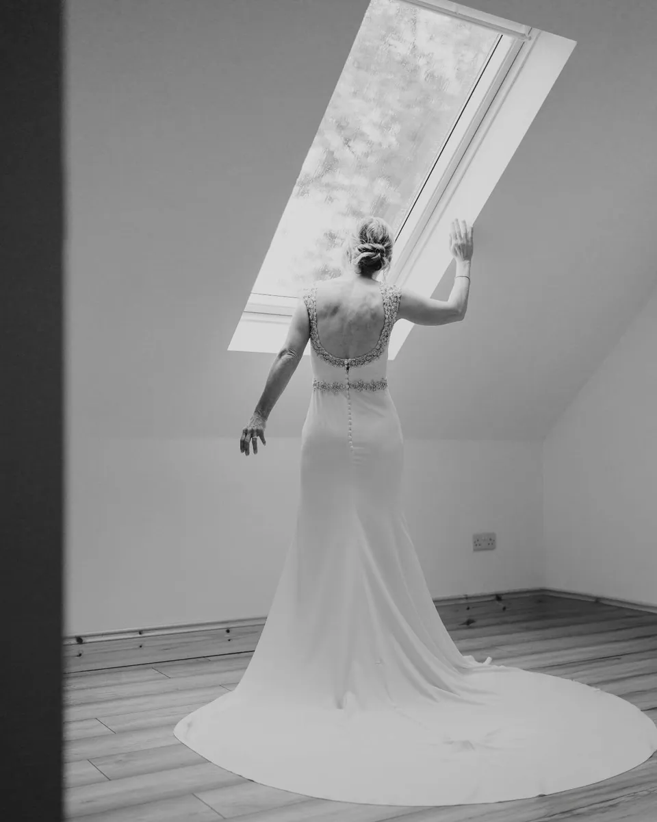 Wedding dress - Image 2