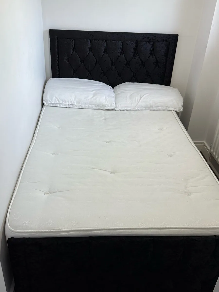 Bed and matters - Image 1