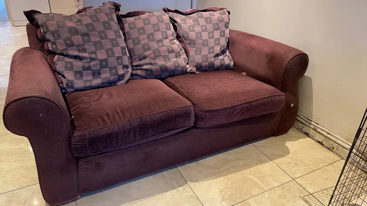 Free 2.5 seater couch Galway - Image 1