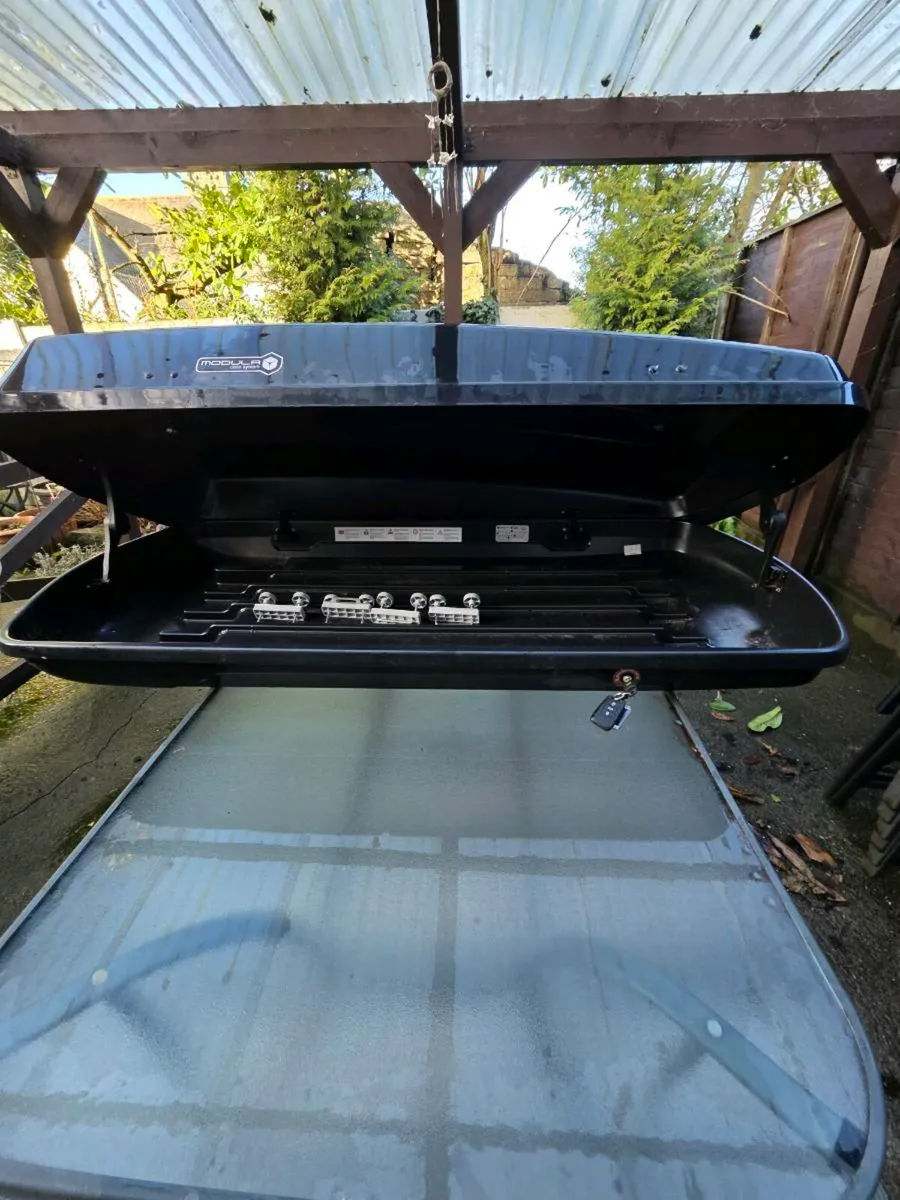 Roof luggage - Image 2