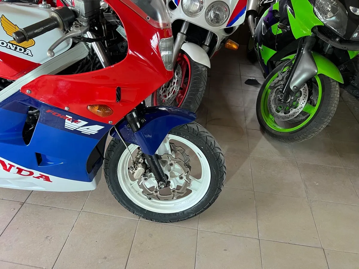 Honda vfr 400 fzr400 - Image 3