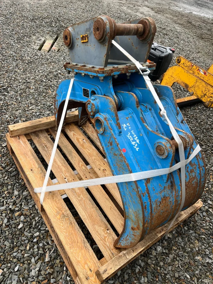 Digger grab ❌ best offer ❌ - Image 3