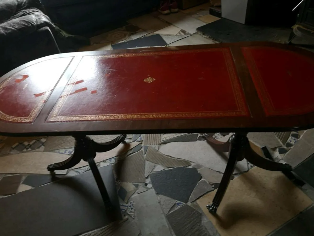 Coffee table - Image 1