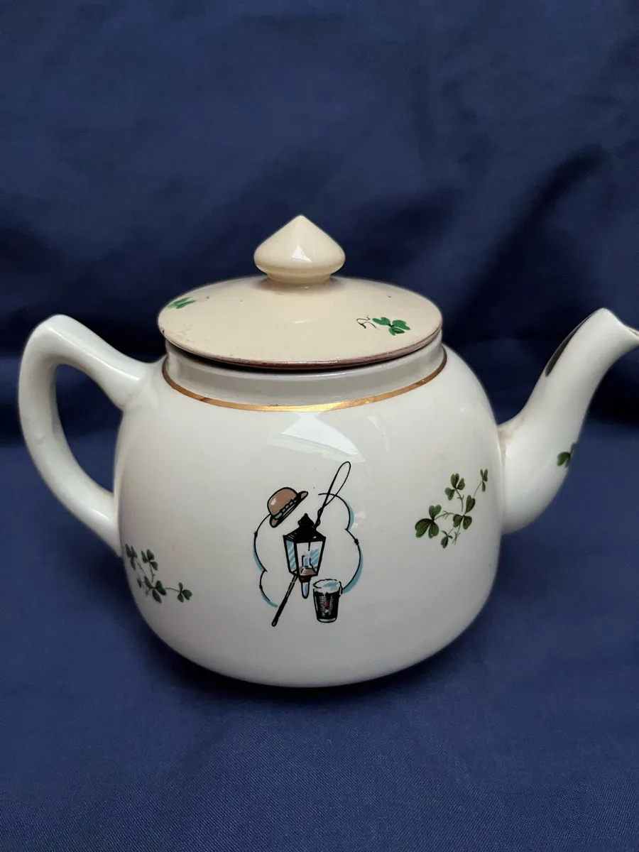 Carrigaline Teapot - Image 3