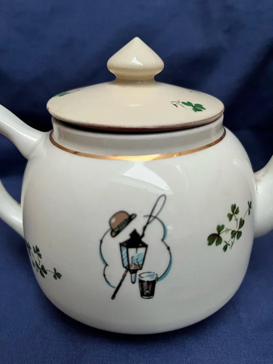 Carrigaline Teapot - Image 4