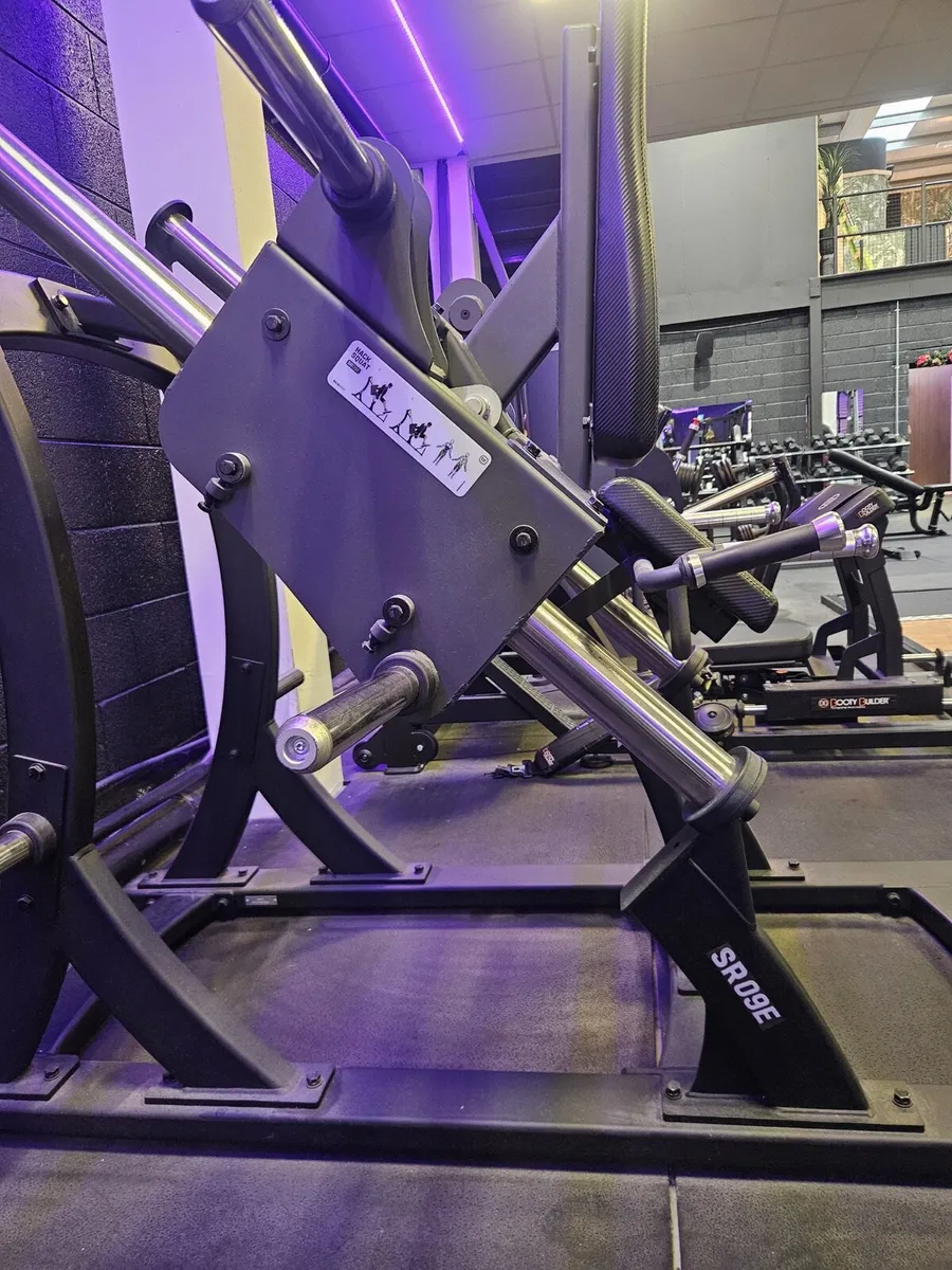 Hack Squat (Bodytone solid rock) SR09E - Image 3