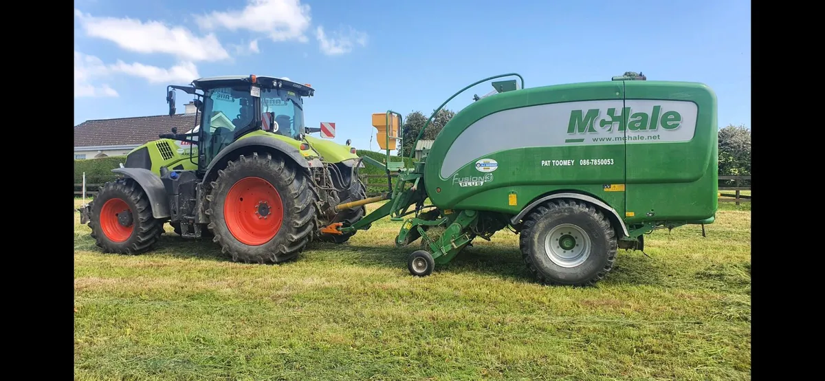 Round bales of silage for sale