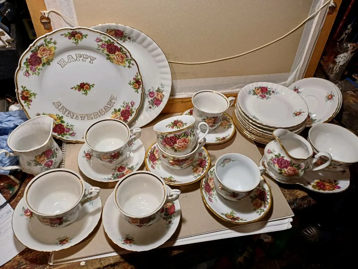 Vintage Rose Design Set - Image 1