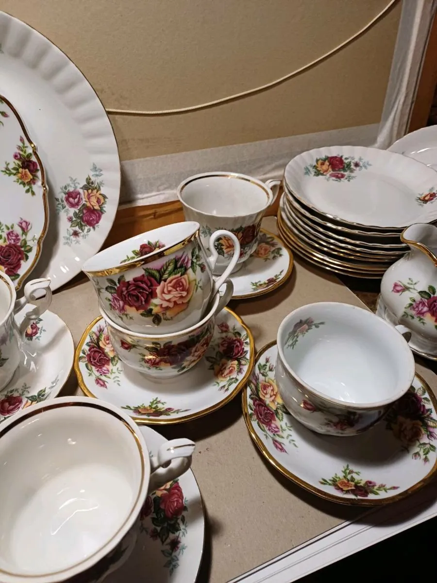 Vintage Rose Design Set - Image 3