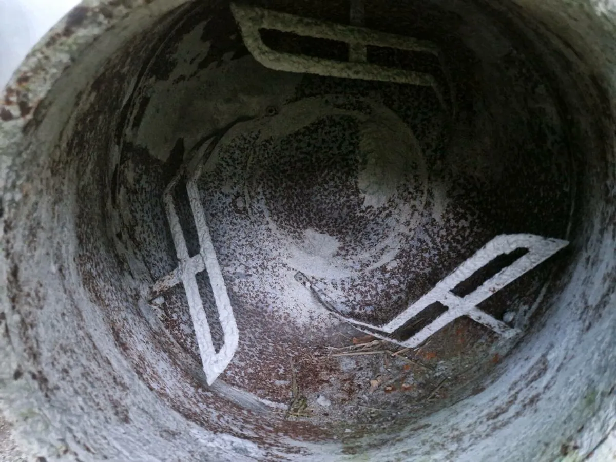 Bulk Tank and Mixer - Image 4