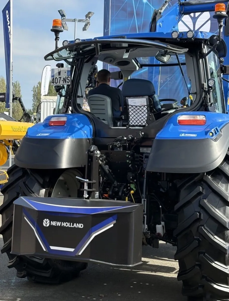 Weight block Front weight - Image 1