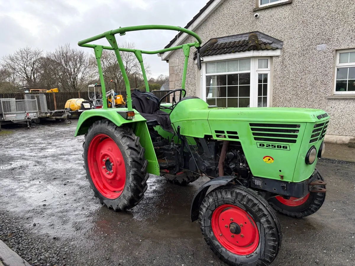 Deuzt tractor for sale - Image 1