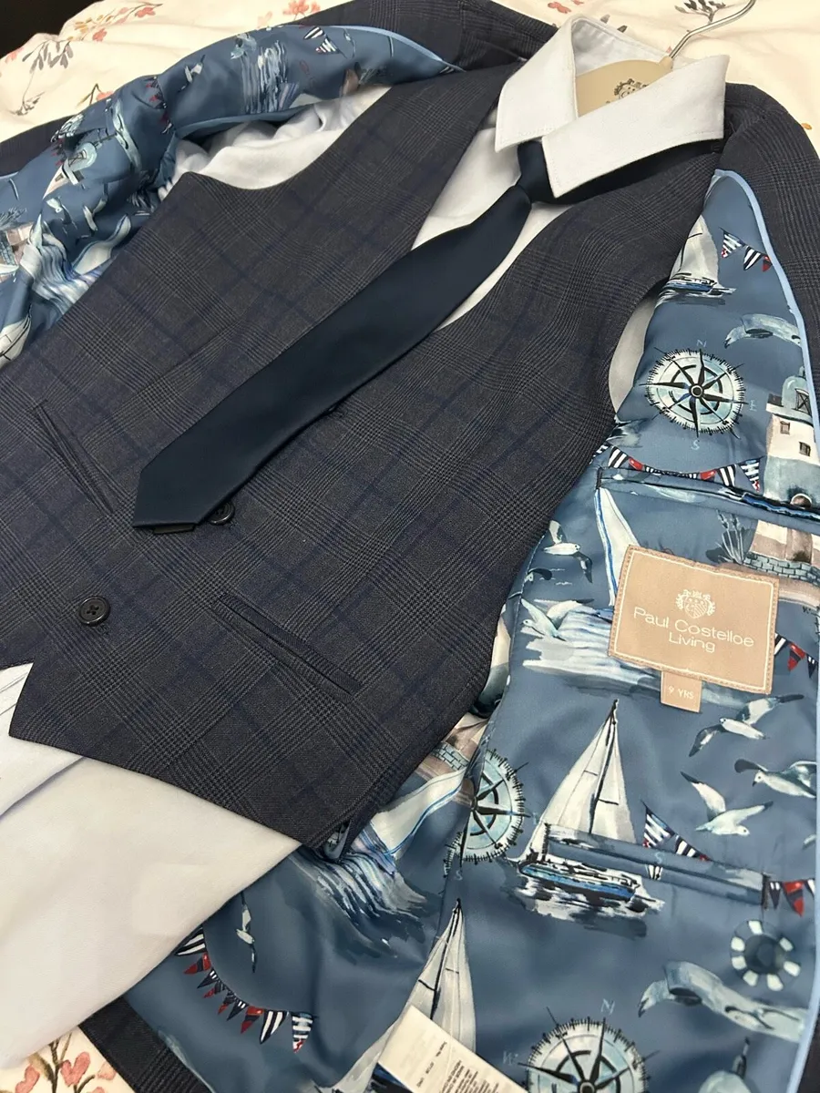 Boys communion suit - Image 4