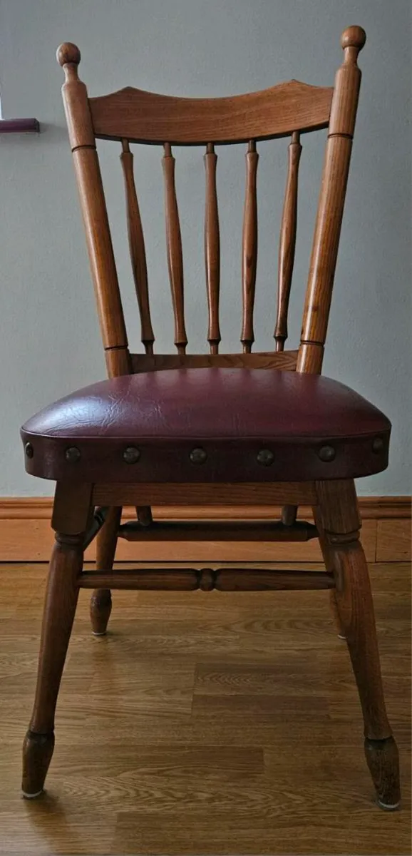Dinning table oak and 4 chairs - Image 2