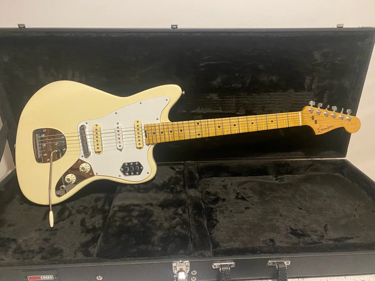 Menapia Guitars Custom Jaguar - Image 1