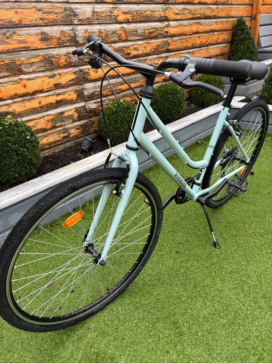 Ladies Hybrid Bicycle - Medium - Image 2