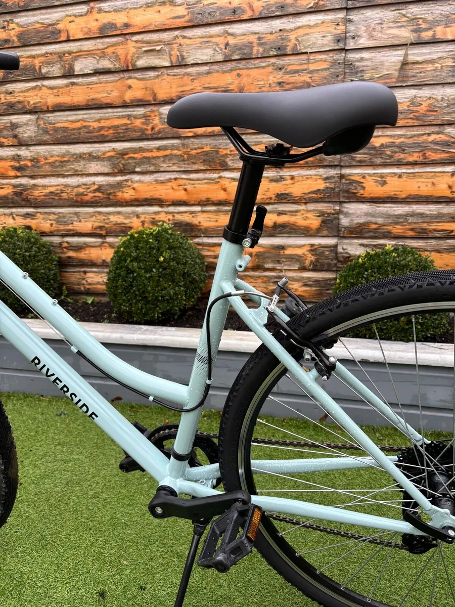 Ladies Hybrid Bicycle - Medium - Image 3