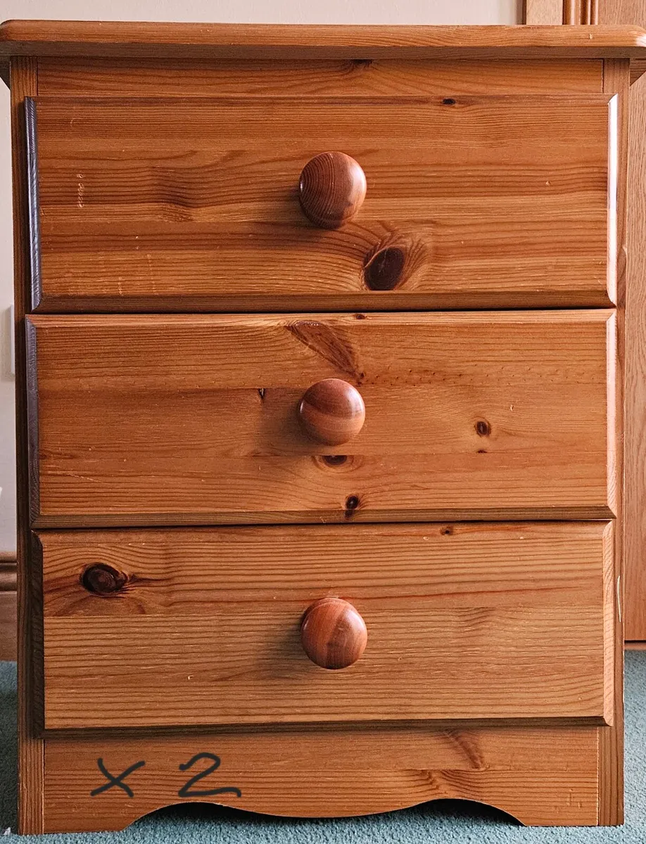 Bedroom furniture - Image 4