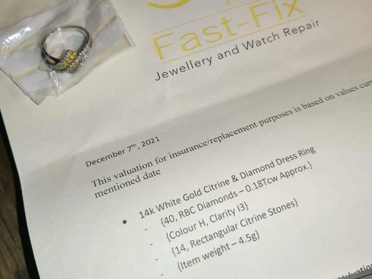 VITRINES & DIAMONDS, 14CT White Gold Ring & Cert ! - Image 2