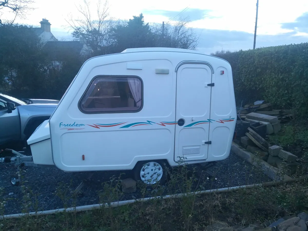 Freedom microlite sport Caravan - Image 1