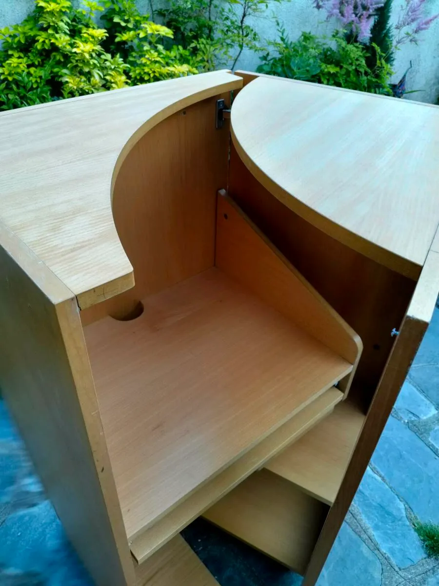 Cabinet opens out into a desk. Brilliant space sav - Image 4