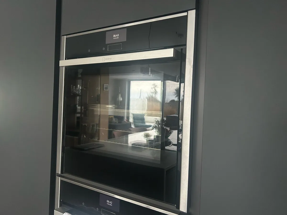 NEFF steam oven - Image 2