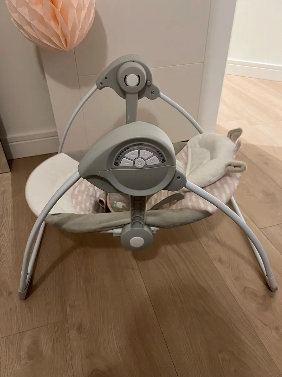 Baby rocker/ bouncer - Image 2