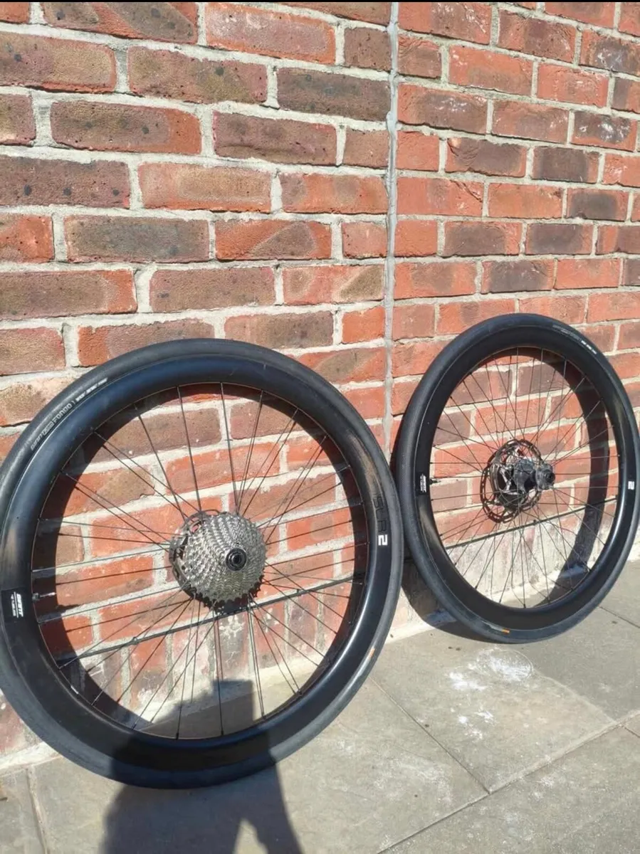 Carbon fiber Wheelset - Image 1