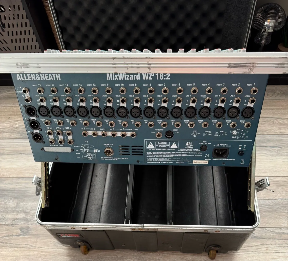 Allen & Heath Mix Wizard wz3 16:2 - Image 2