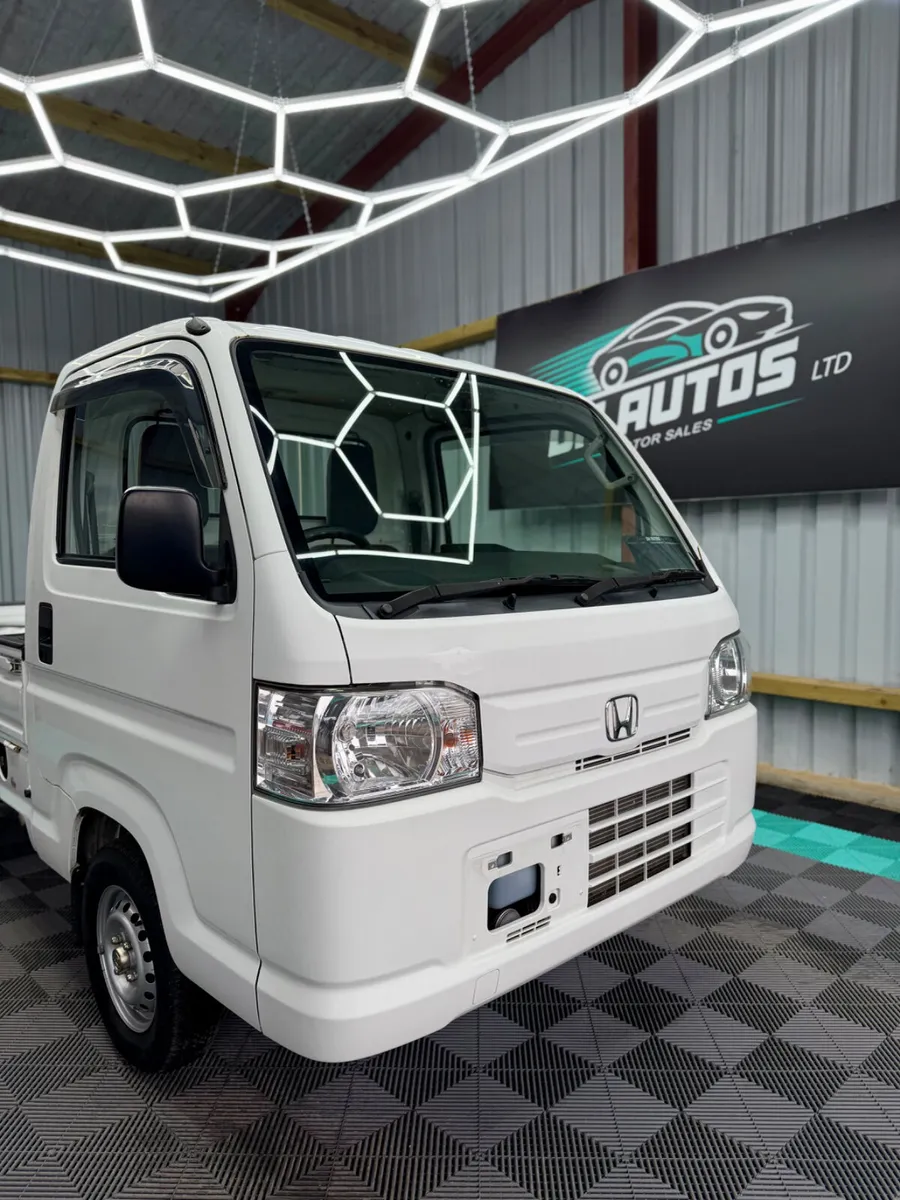 2017 Honda Acty - Automatic - Image 3