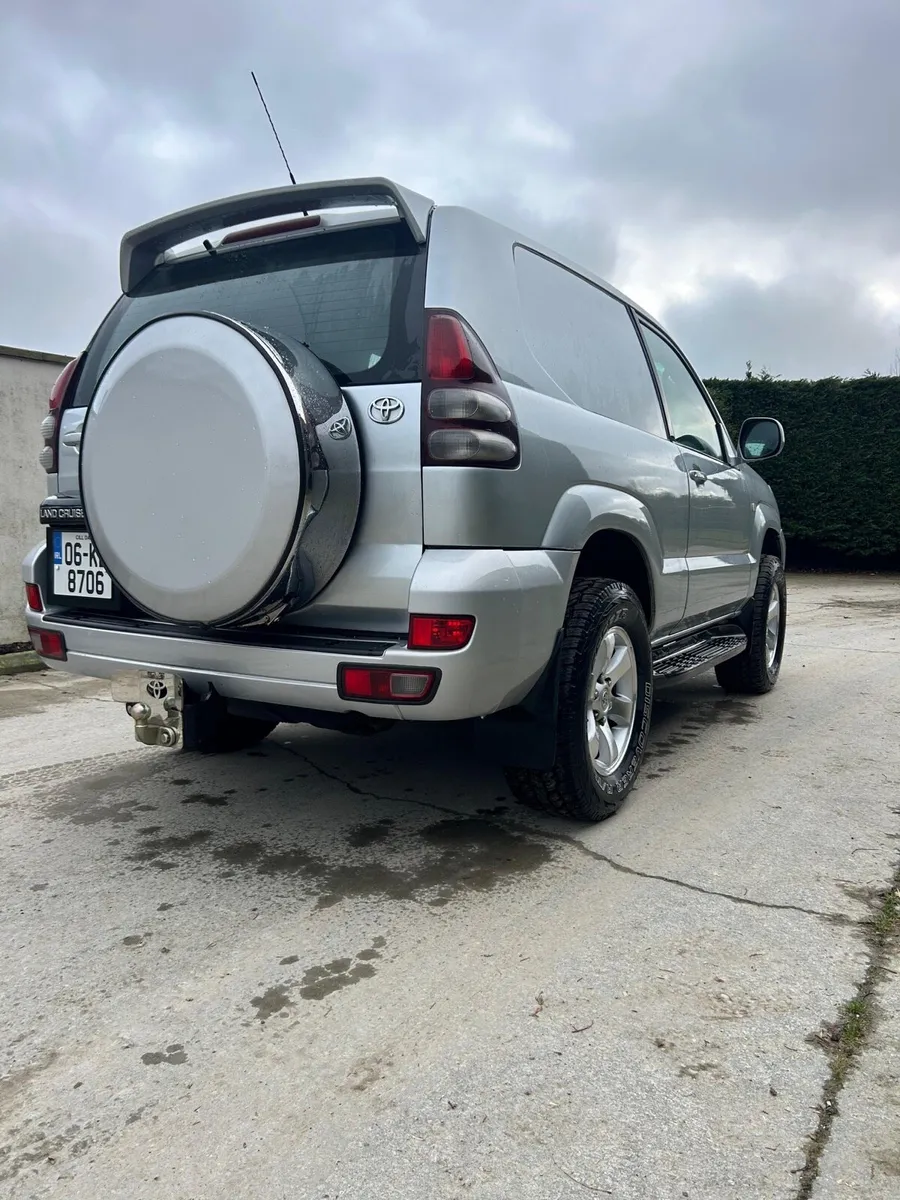 2006 Toyota Land Cruiser - Image 4