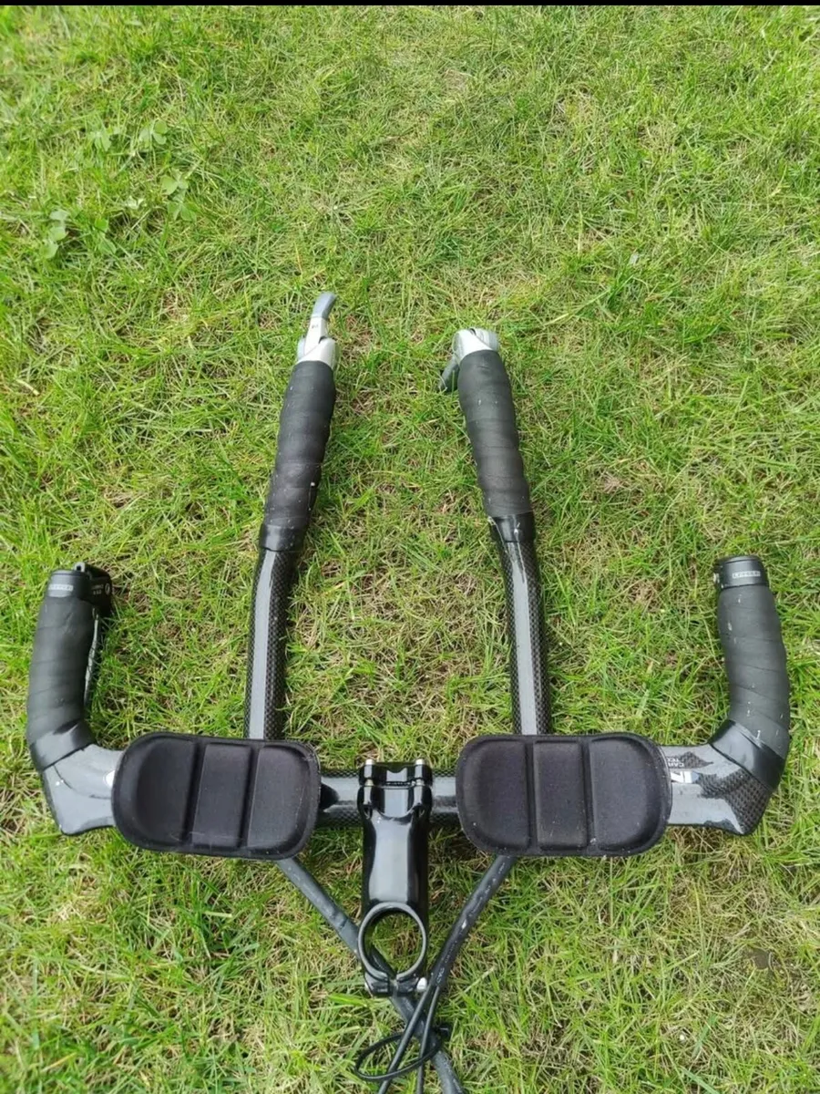 TT handlebars + shifters + brake levers - Image 1